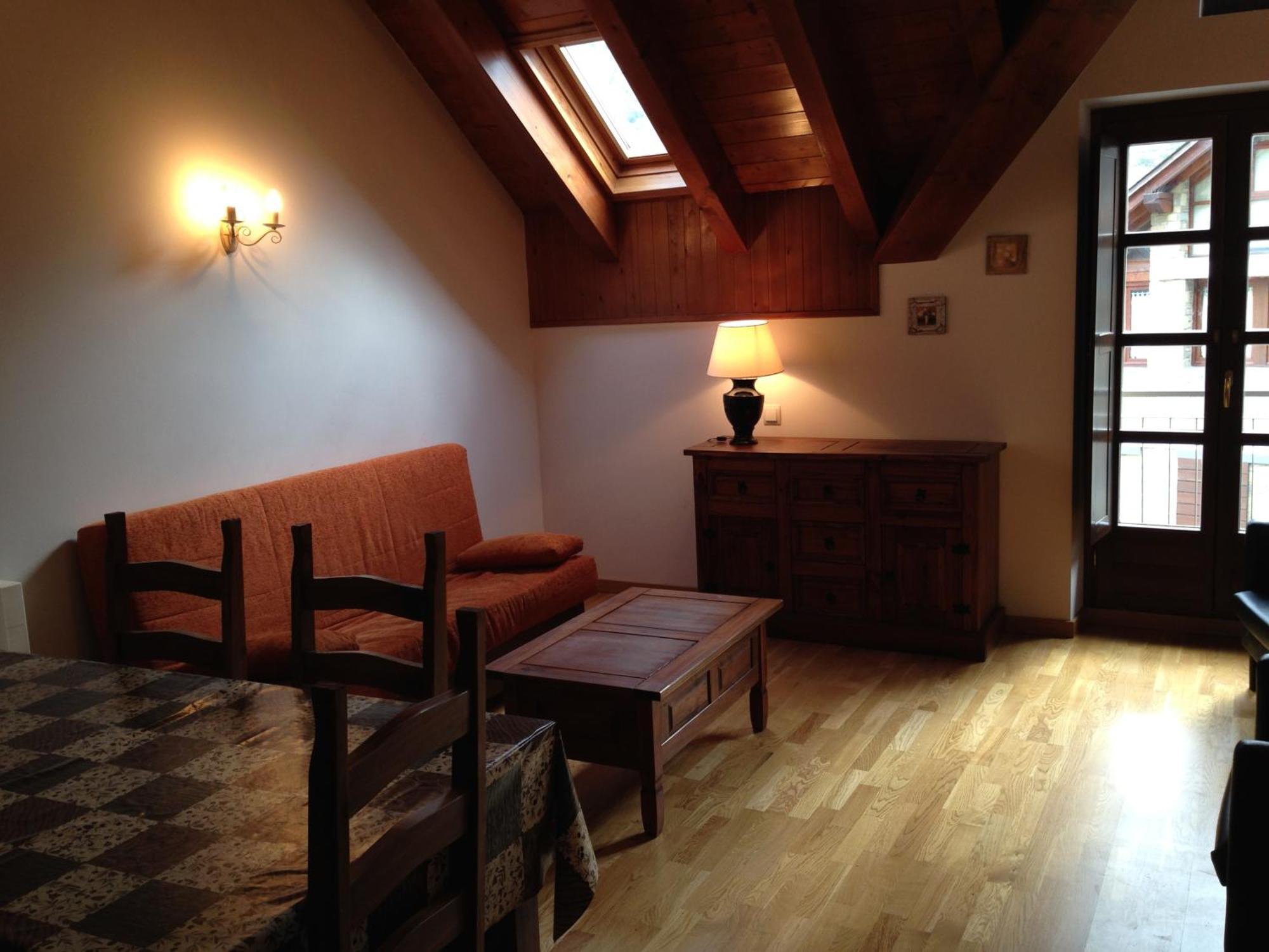 Apartaments Pirinenc Esterri d'Àneu Esterno foto