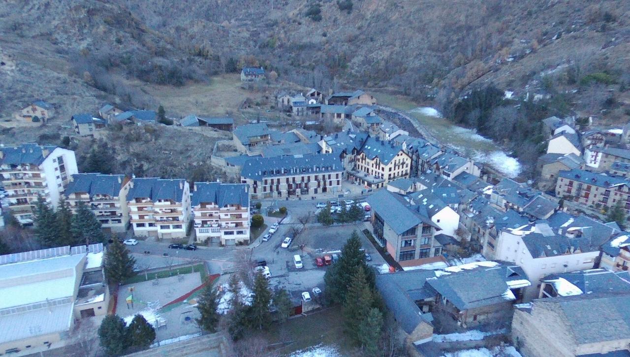 Apartaments Pirinenc Esterri d'Àneu Esterno foto