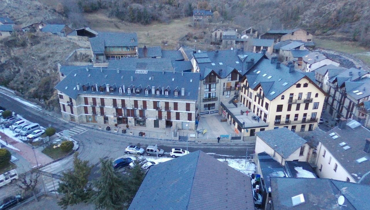 Apartaments Pirinenc Esterri d'Àneu Esterno foto